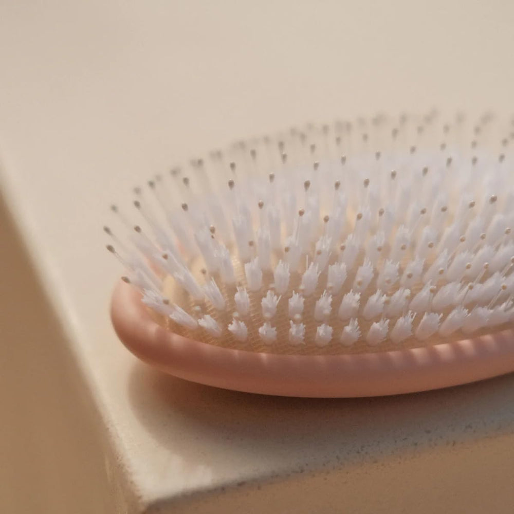 DAE packaging shown as recyclable and cruelty-free.