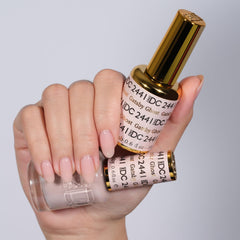 DAISY DND Gatsby Ghost nail polish bottle ideal for quick sheer color touch-ups