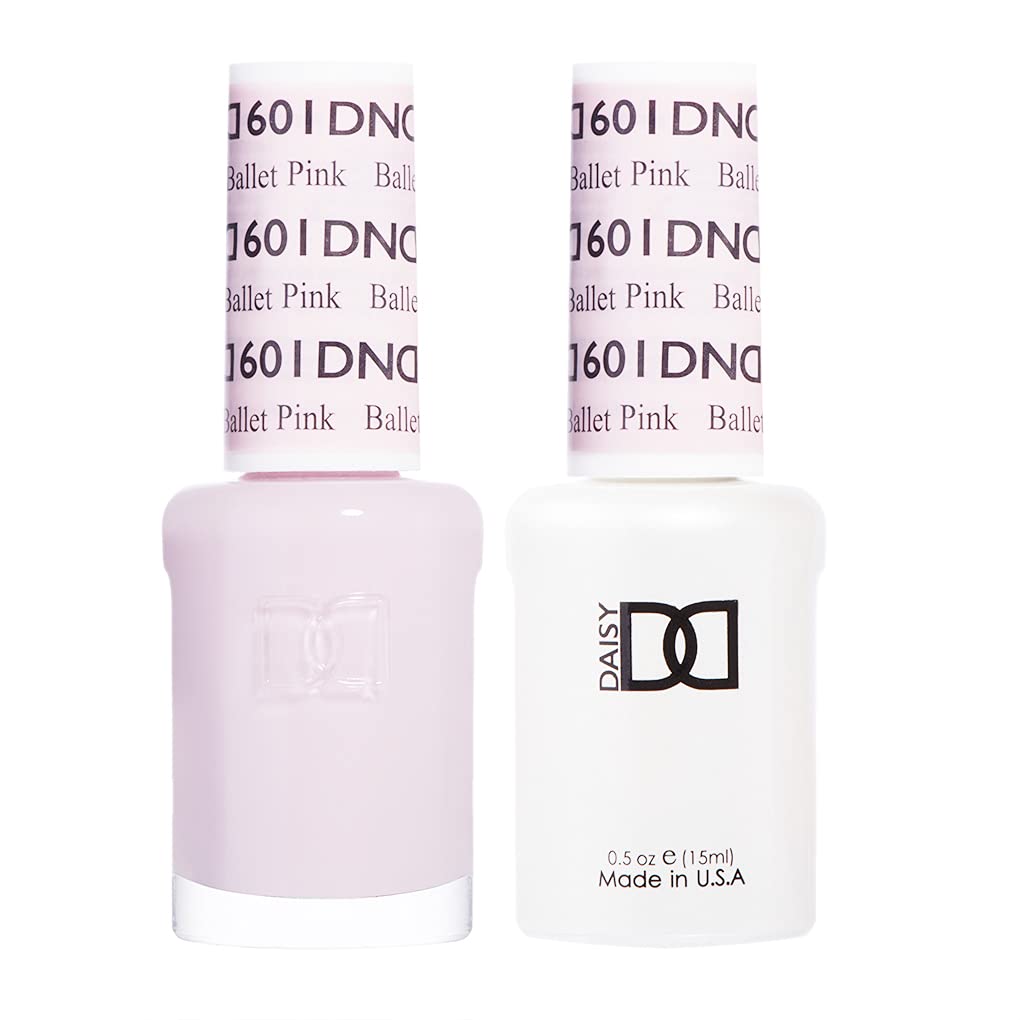The DAISY DND Pink Collection box for at-home manicures.