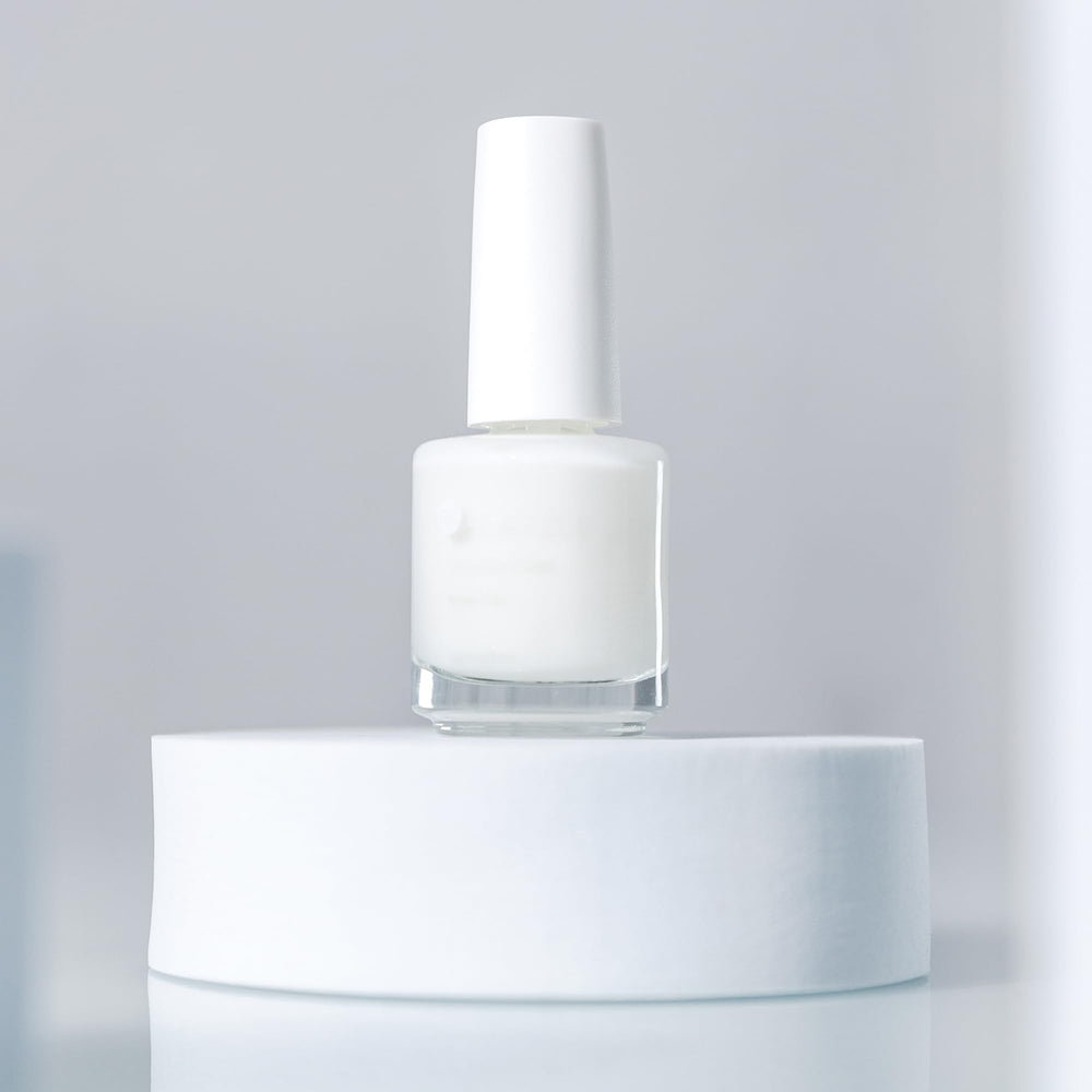 Dazzle Dry Nail Prep bottle ready for priming a flawless manicure.