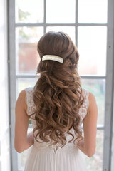 DealEachDay retro acrylic hair barrettes pattern-03 shows large clip design for firm, comfortable grip