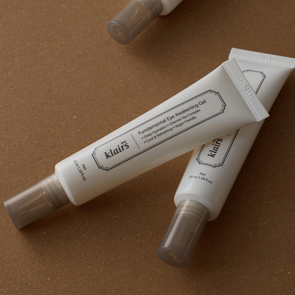 DearKlairs Fundamental Eye Awakening Gel cooling sensation provides a refreshing wake up for tired eyes.