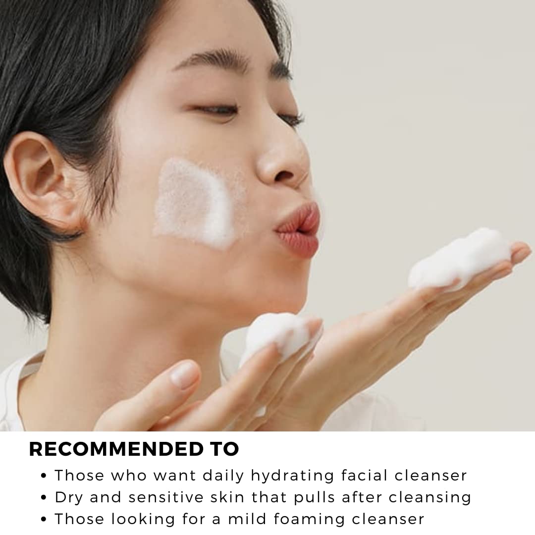 DearKlairs tea tree oil and houttuynia cordata extract highlight skin-supporting actives.