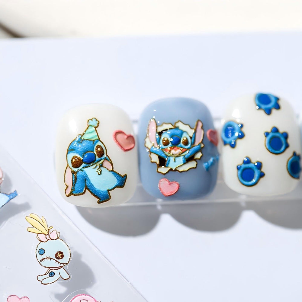 Dedyel nail stickers feature strong adhesion details for durable wear up to two weeks.