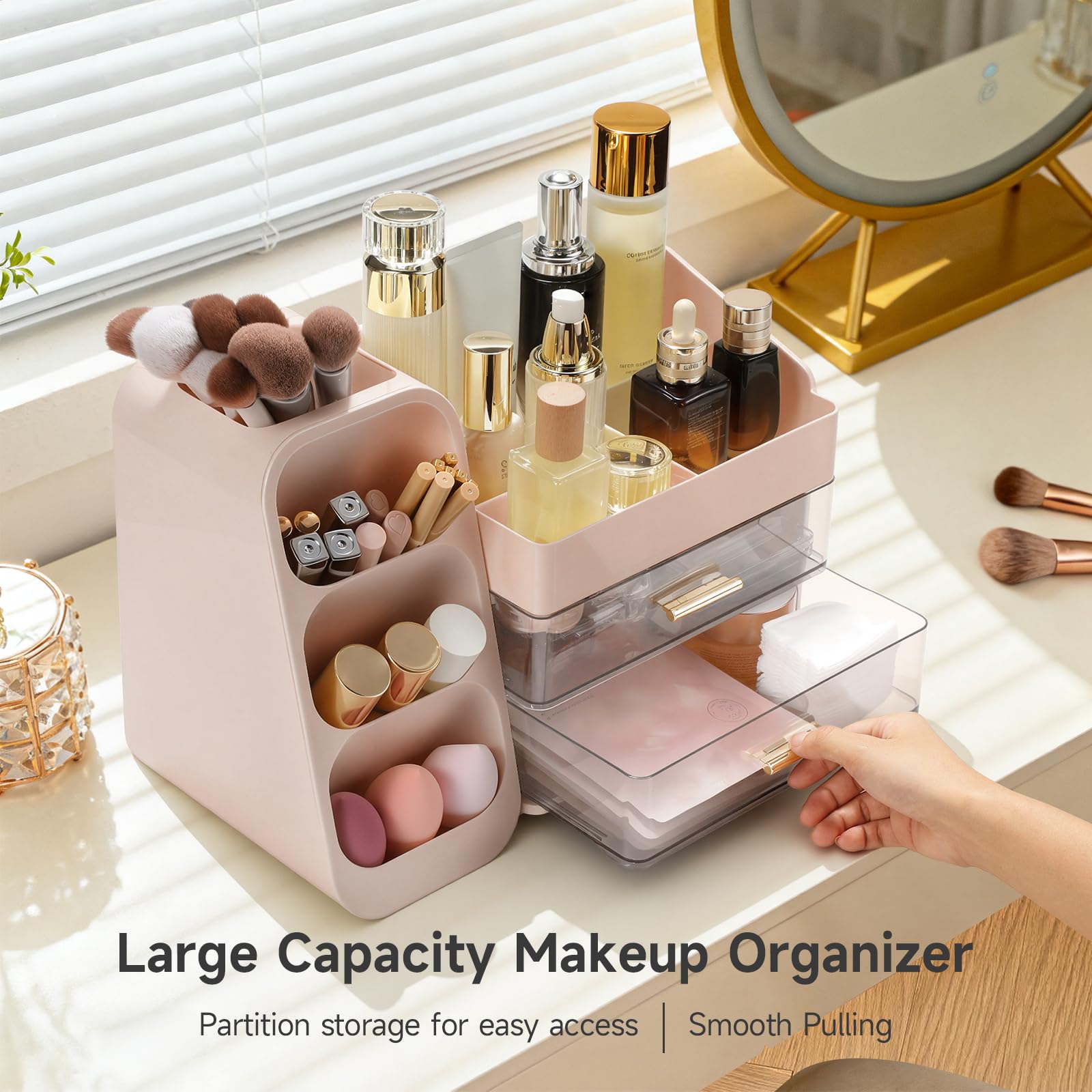 Delamu left divider slots keeping brushes and tubes upright for fast identification