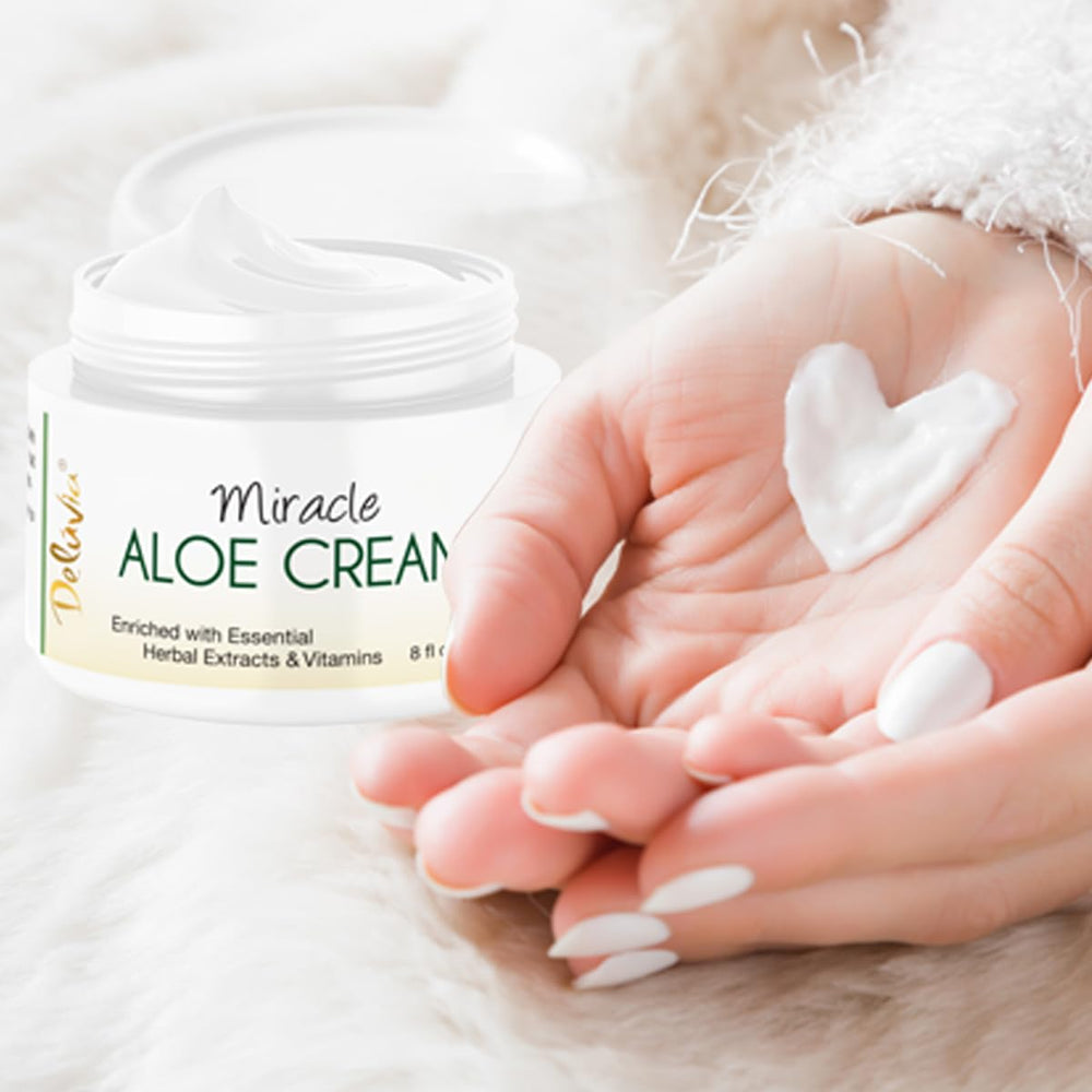 DELÚVIA Miracle Aloe Cream sun care scene suggests post-sun skin comfort.