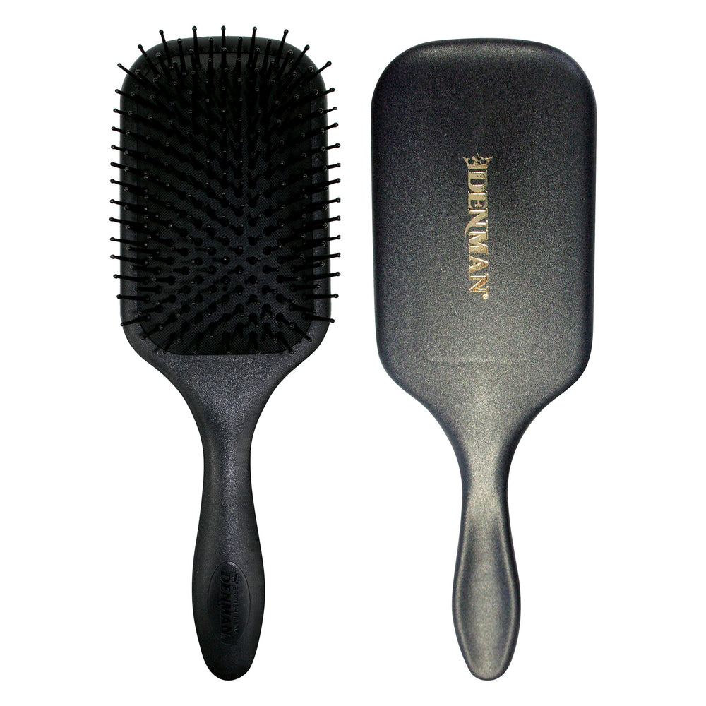 Denman paddle brush paddle-head view highlighting large surface for faster blow-drying