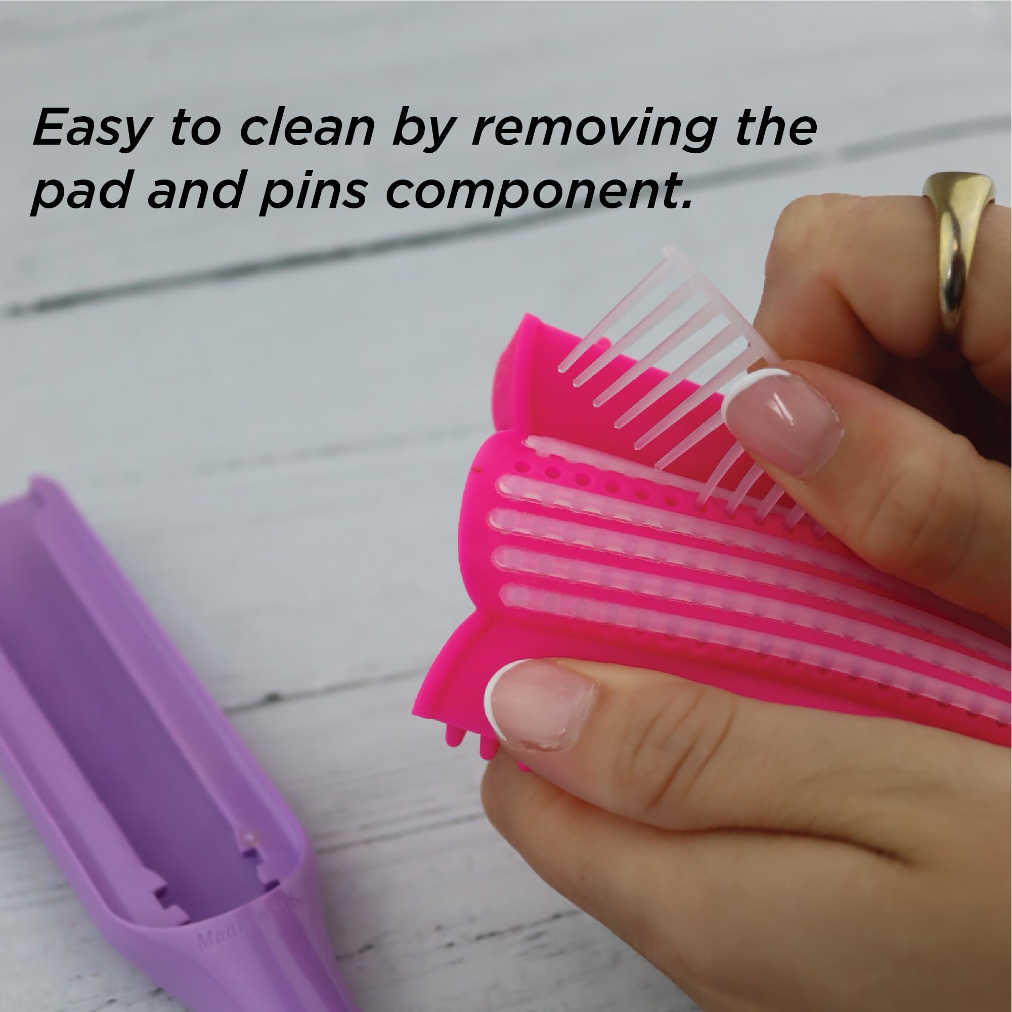 Denman Curly Hair Brush D3 wet-styling for smoother blowouts and frizz control.