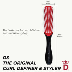 Denman Curly Hair Brush D3 close-up shows seven rows of pins for smooth detangling.