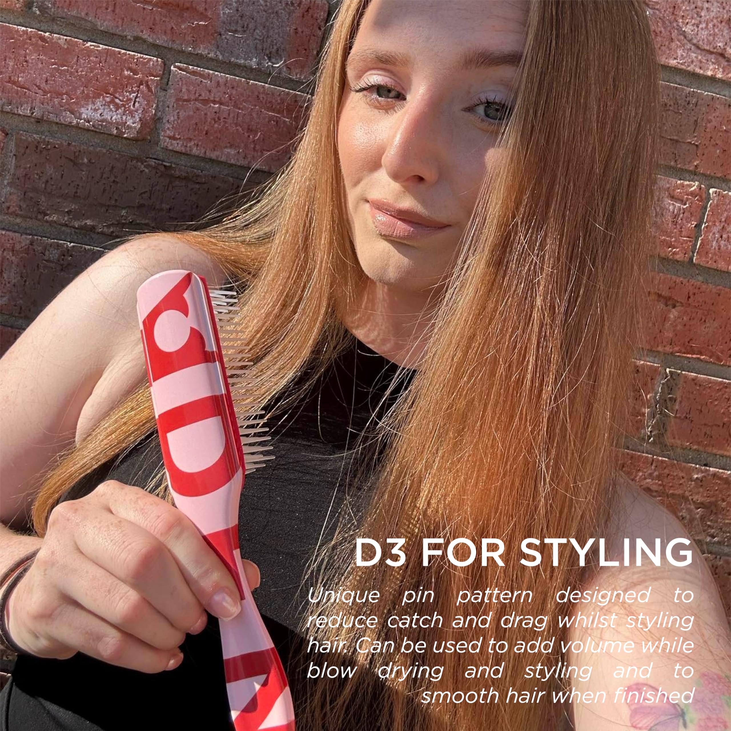 Denman D3 curly-definition in action demonstrates curl clump formation