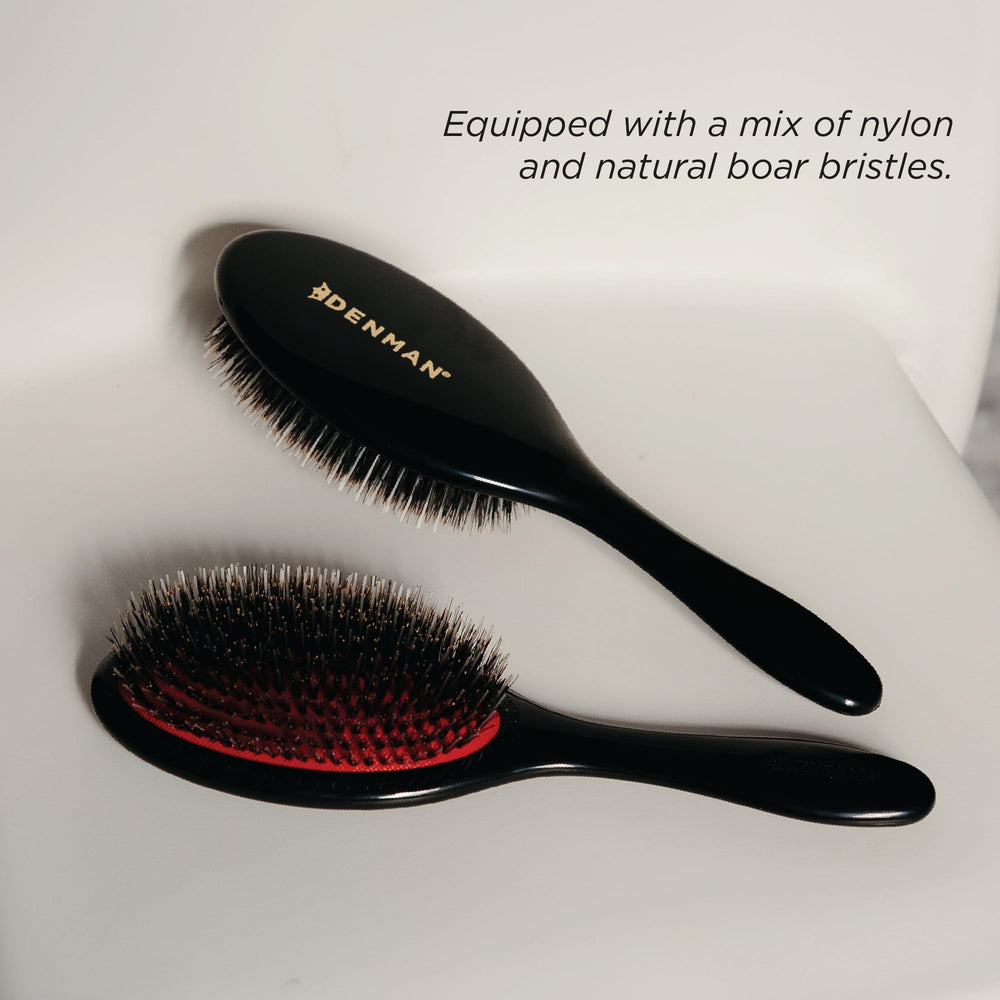 Denman D81M smoothing shine finish reduces frizz and adds gloss.