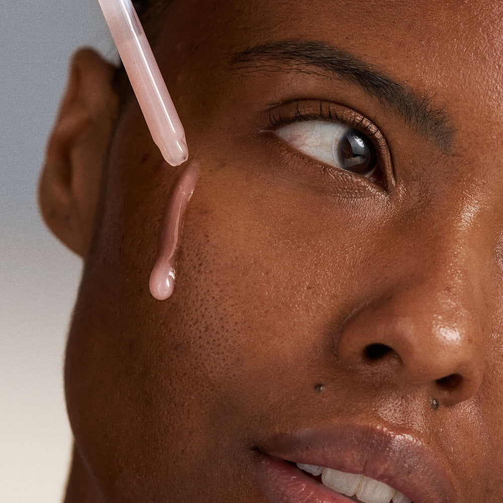 Dermalogica Liquid Peelfoliant application scene for nightly routine
