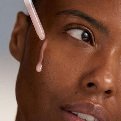 Dermalogica Liquid Peelfoliant application scene for nightly routine