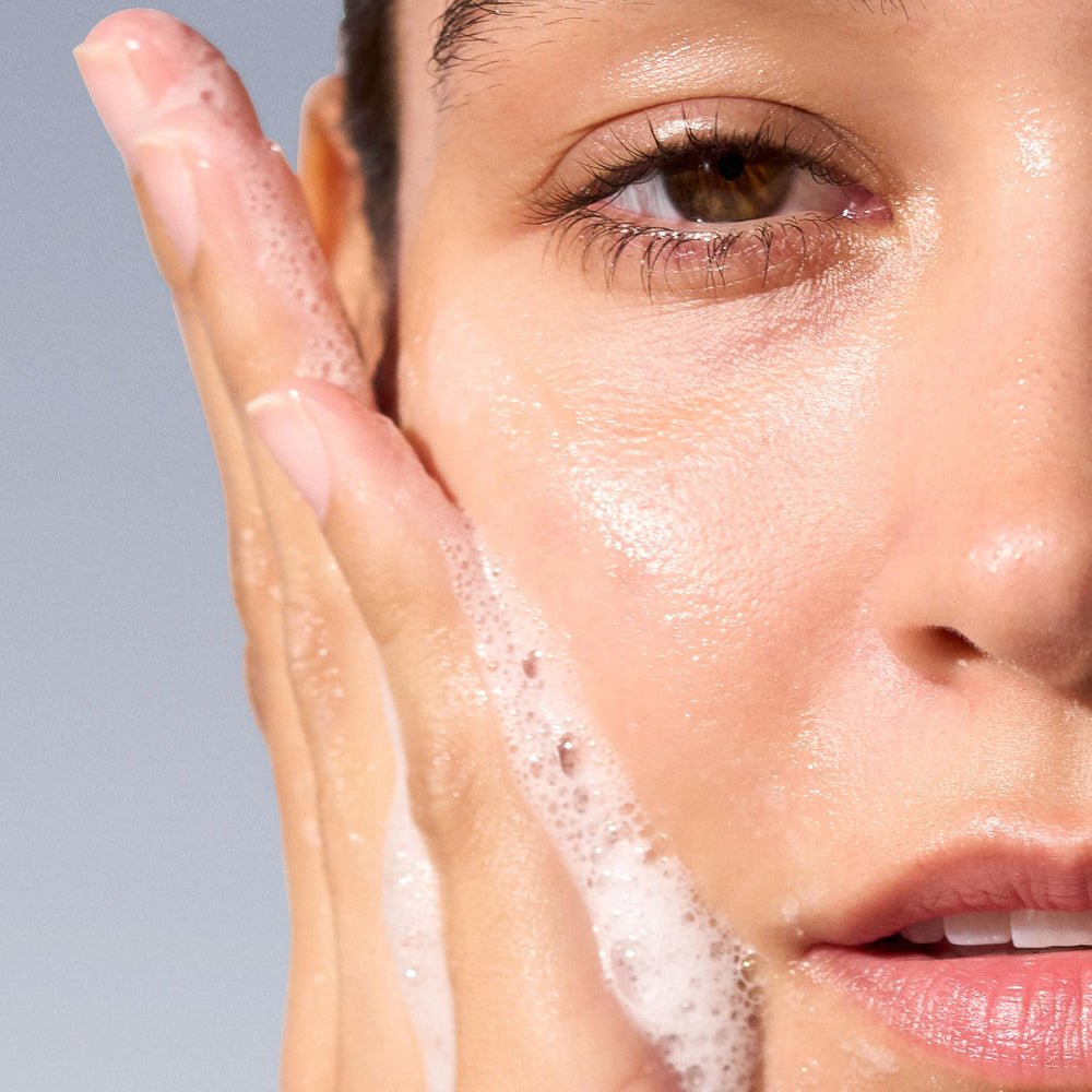 Dermalogica Special Cleansing Gel face wash rinse shows light foam and balanced moisture
