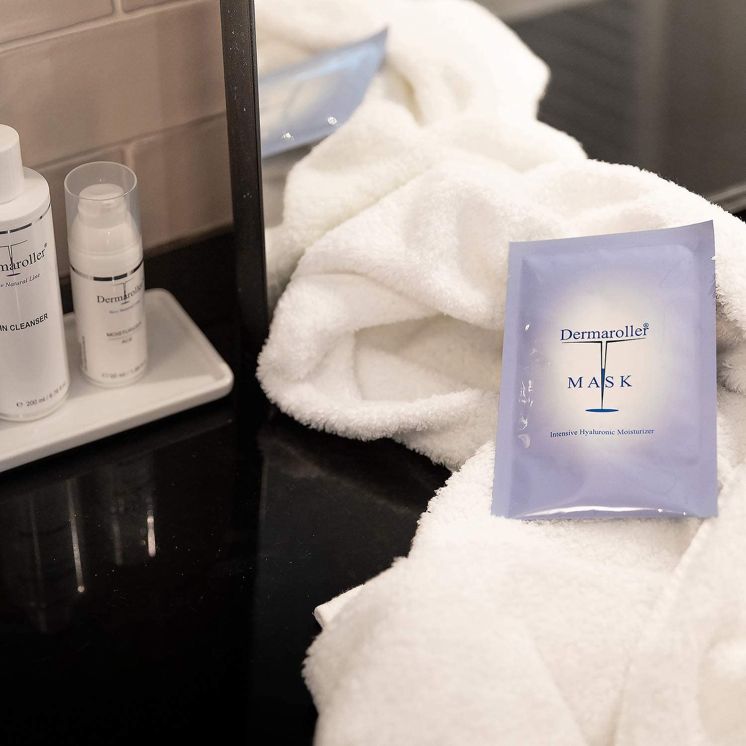 Dermaroller packaging with clear labeling highlights clean ingredients