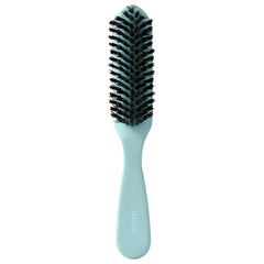 Diane smoothing brush curved head hugs the scalp for quick, sleek styling.