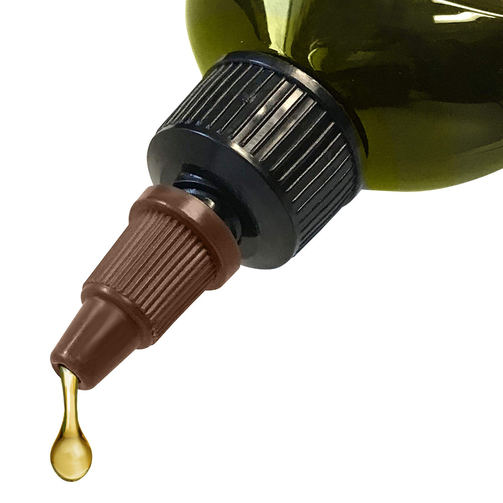 Difeel botella de aceite caliente vertido sobre el cabello para hidratación profunda