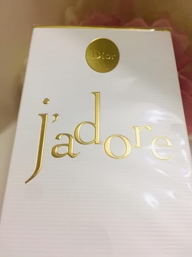 Dior J'adore EDP cap closeup, premium packaging ideal for gifting