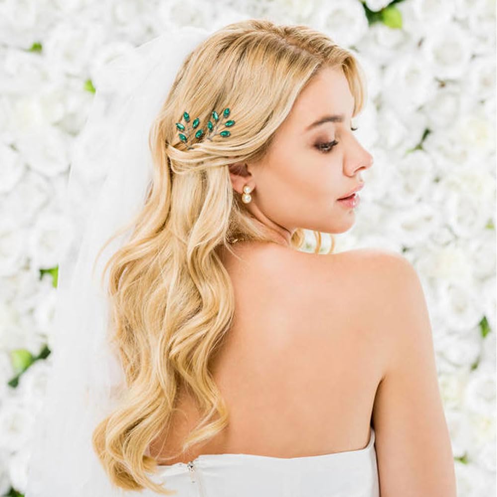 Dizila emerald-green crystal detailed design accentuates formal hairstyles with refined sheen.