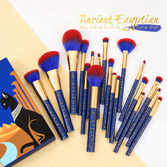 Docolor ancient-egyptian-bristles-closeup shows soft nano-fiber bristles for smooth application.