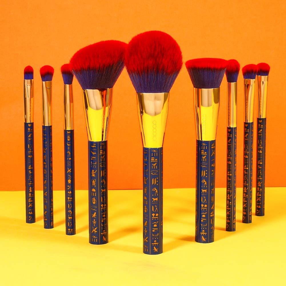 Docolor brushes-with-guide-included offers expert tips for better technique.