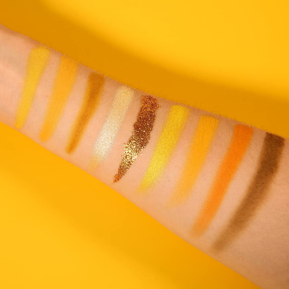 docolor sensory shimmer glow creates luminous eye looks with subtle warmth.