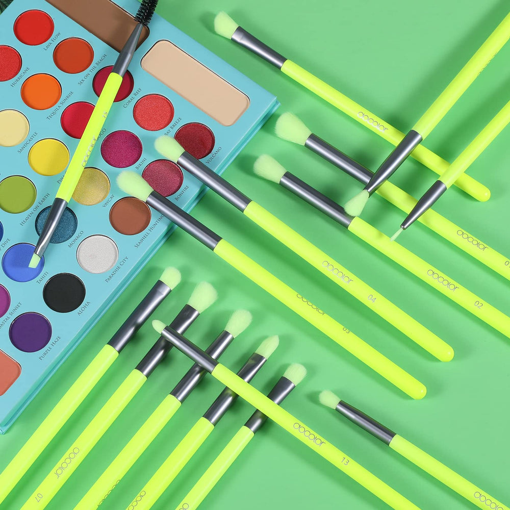 Docolor gift-pack neon green brush set ideal for gifting makeup lovers