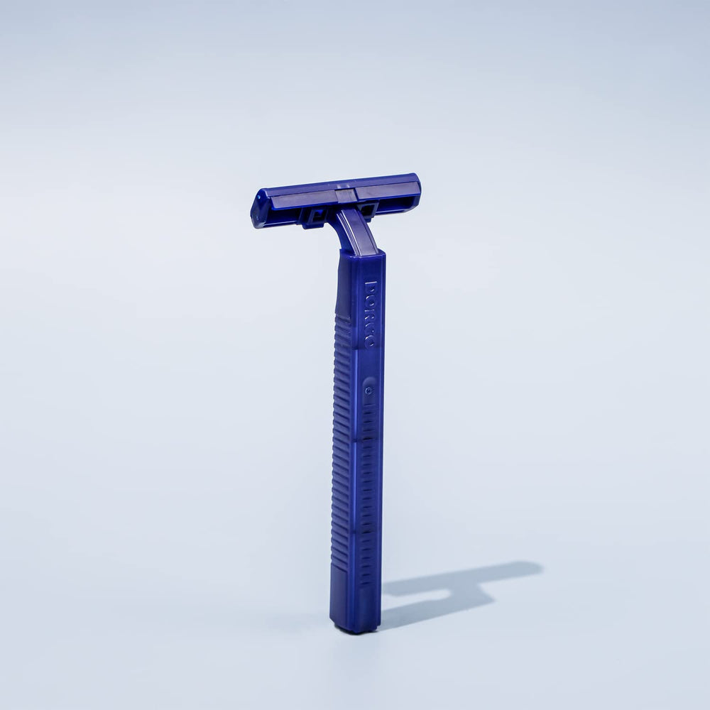 Dorco Fresh twin blades provide a smooth shave with precision.