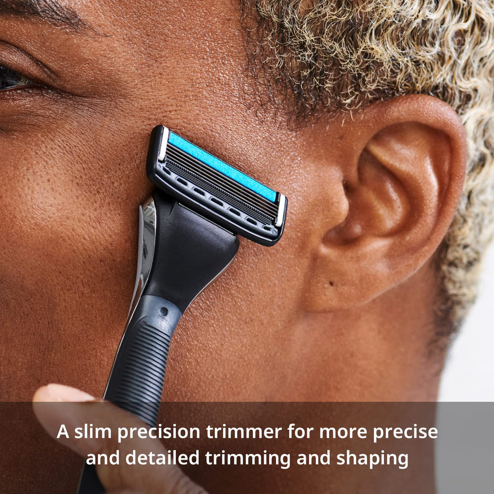 Dorco Pace 4 Pro lubrication strip with vitamin E and aloe for comfort.