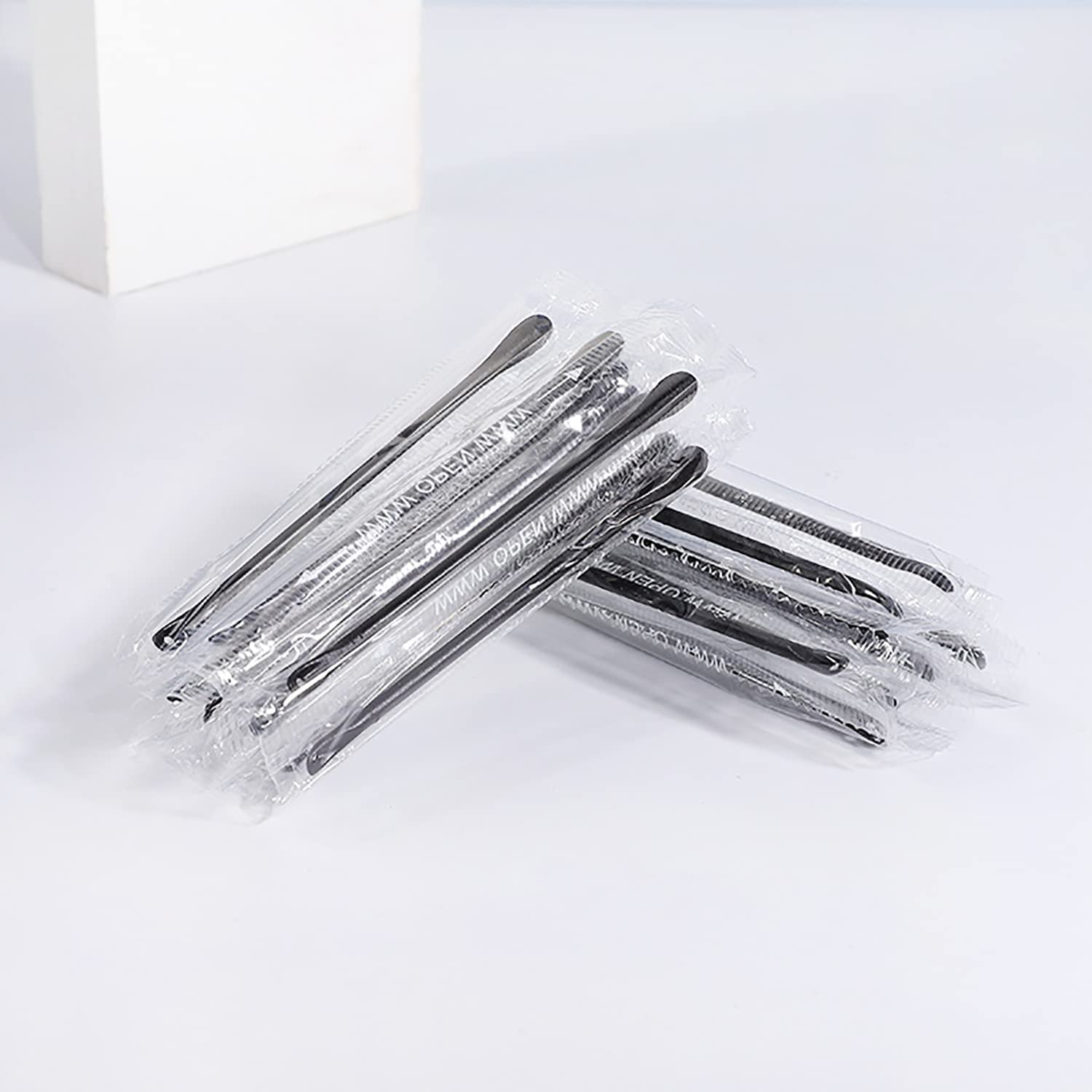 Doromy in use two headed design removes dirt efficiently