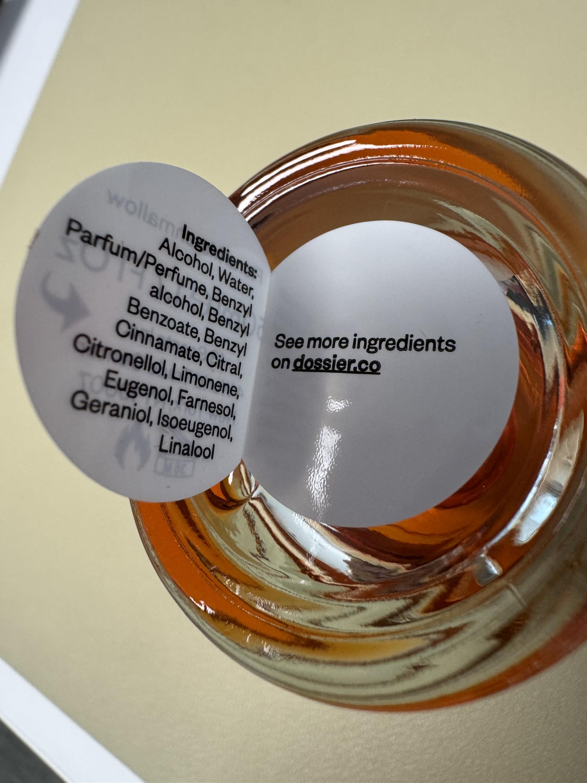 Dossier Floral Marshmallow Grasse heritage underscores premium ingredients used.