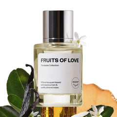 Dossier Fruits of Love blackcurrant note detail conveying juicy brightness