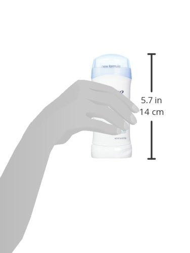 Dove 76 ml packaging close-up highlighting invisible finish and 24-hour protection.