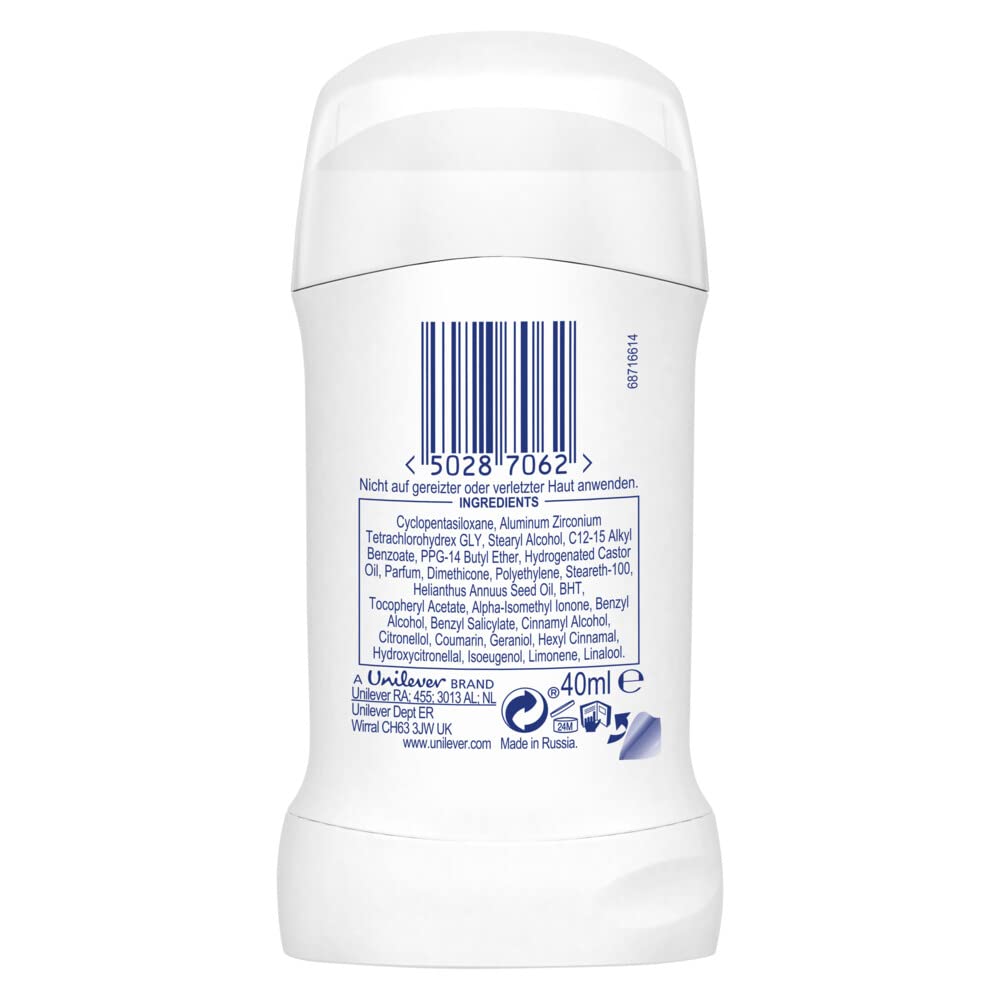 Dove Invisible Dry Stick muestra aplicación suave y seca sin dejar manchas en la ropa.