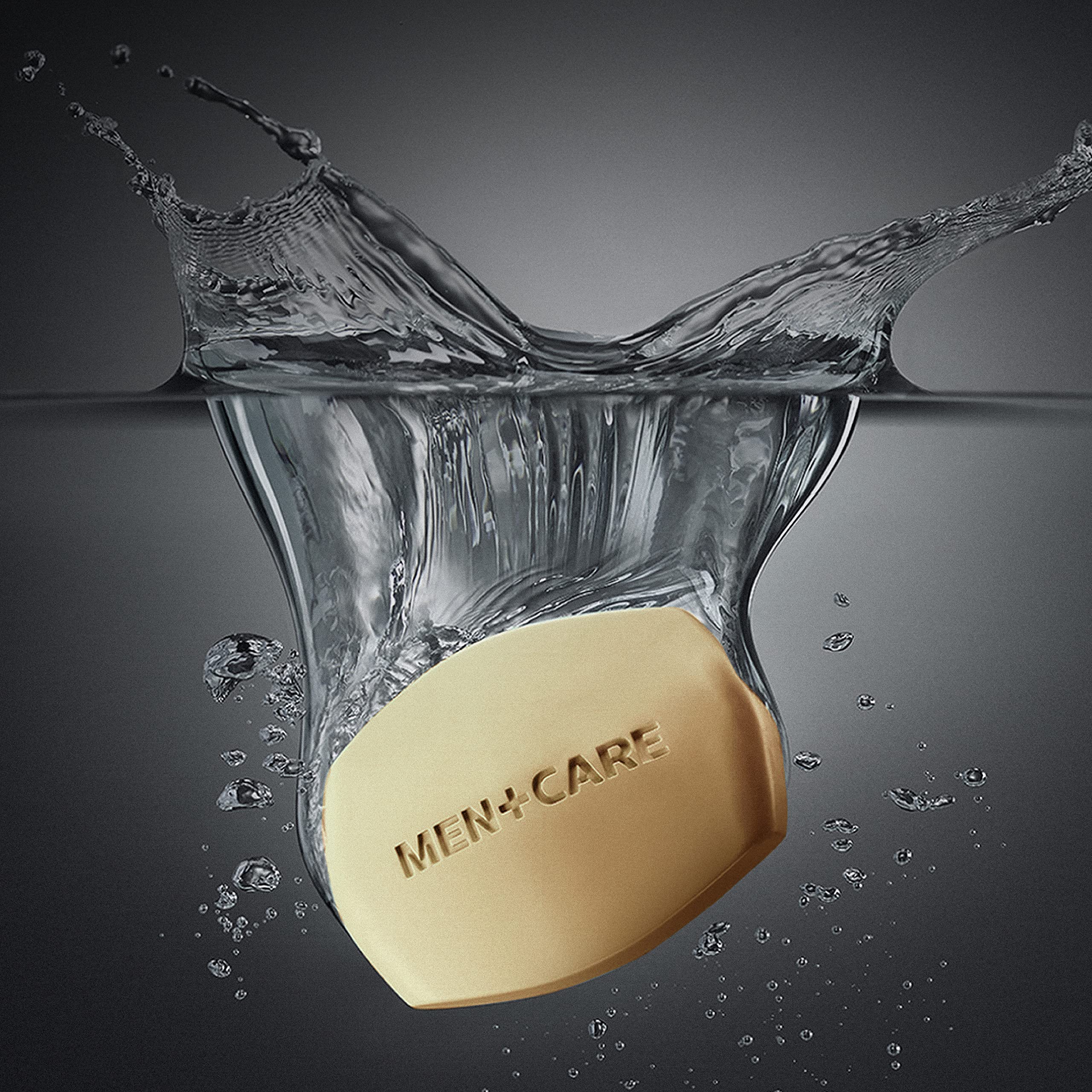 Dove Men+Care Skin Defense bar emits a crisp, refreshing scent.