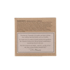 Dr. Miracle's Strengthen Hot Gro bottle pour highlights even application for a comfortable scalp treatment.