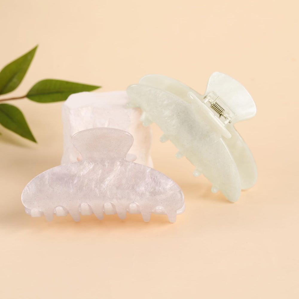 Drealoe hair accessory in your bag offers quick touch-ups during travel or events.
