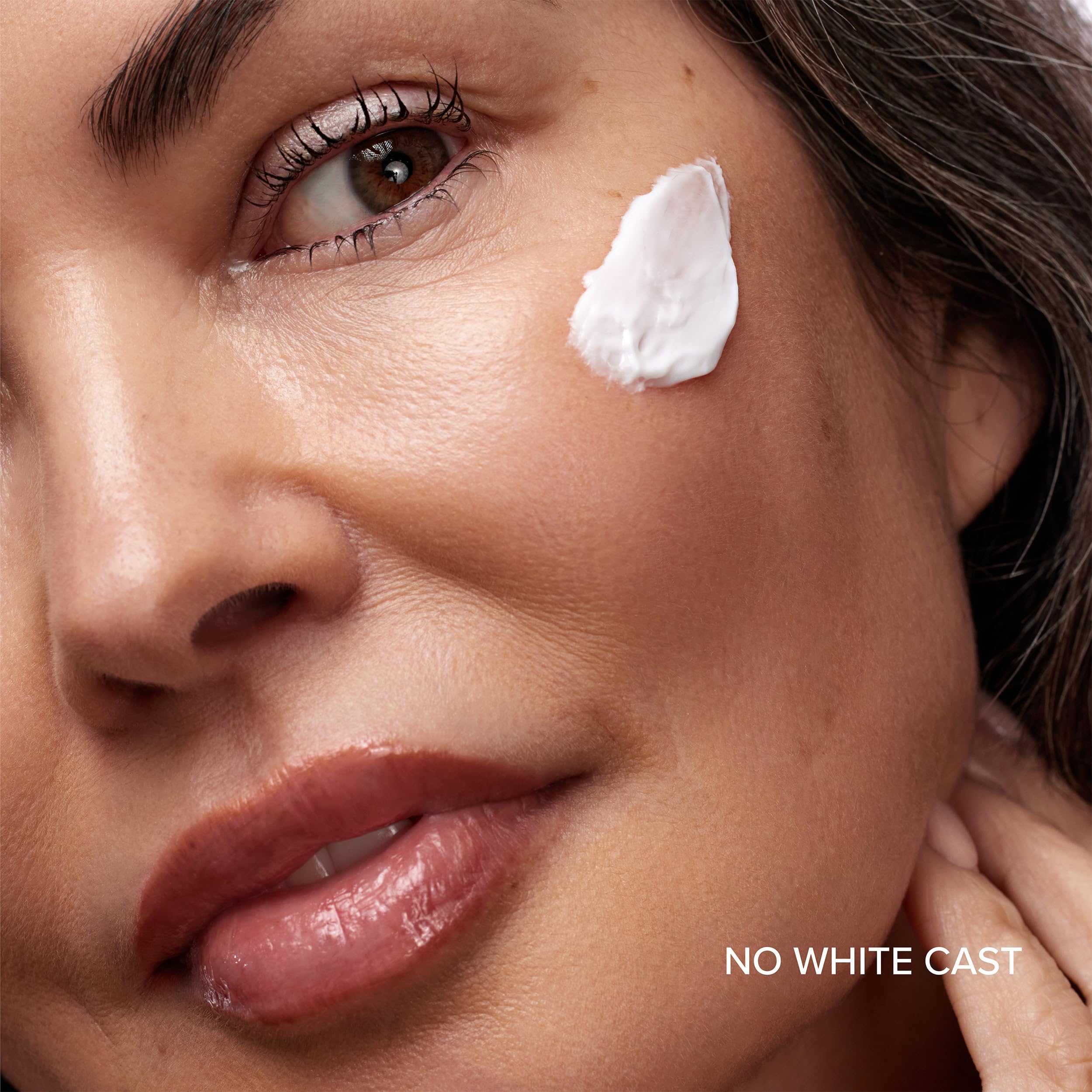 DRMTLGY Day Dream waterproof 80-minute formula ideal for beach days and sweat.