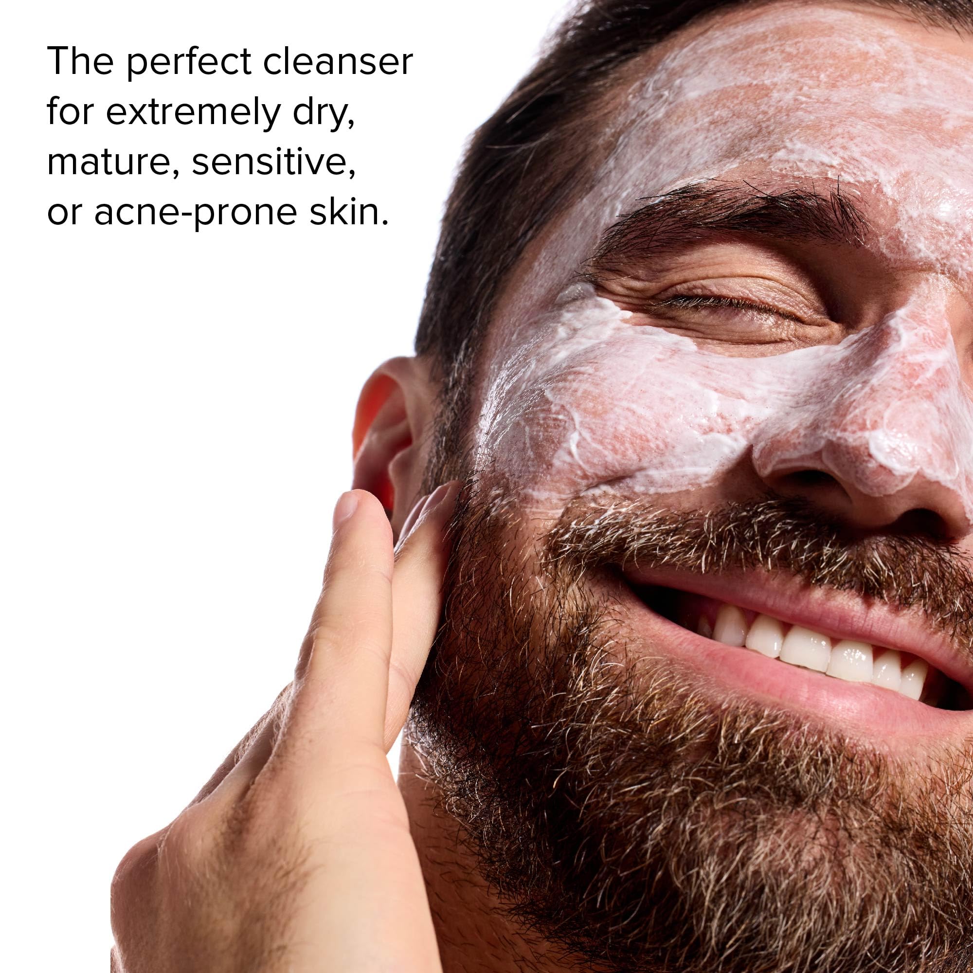 Aloe extract helps calm and refresh skin after cleansing.