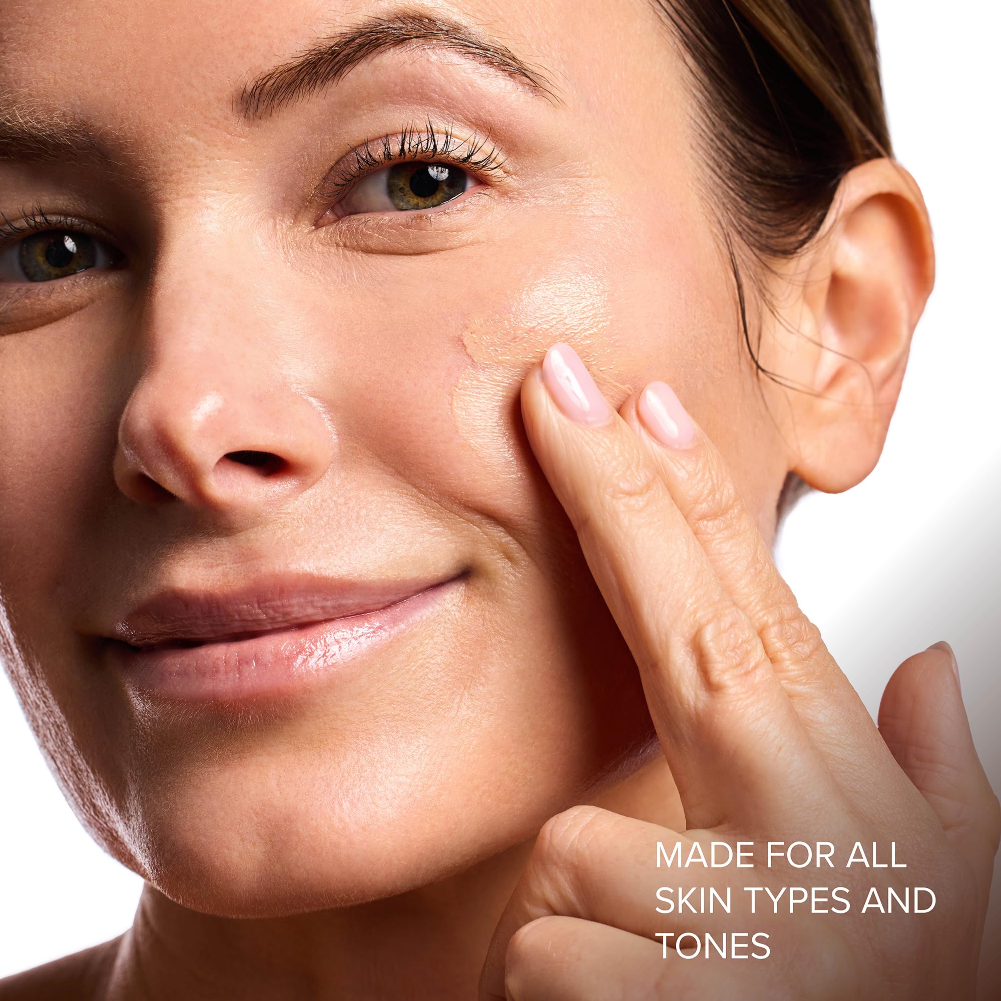 DRMTLGY texture closeup showing non-greasy finish and pore-minimizing effect.