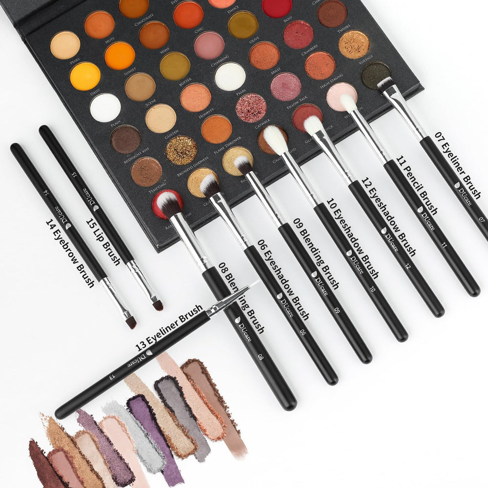 DUcare blush concealer brush in use for precise contouring.