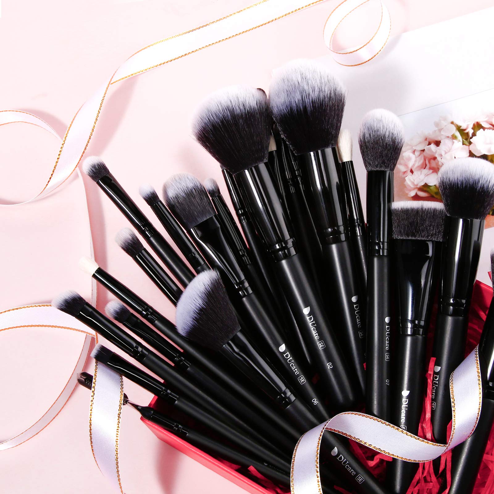 DUcare eye brushes collection delivers precise blending for daily and evening looks.