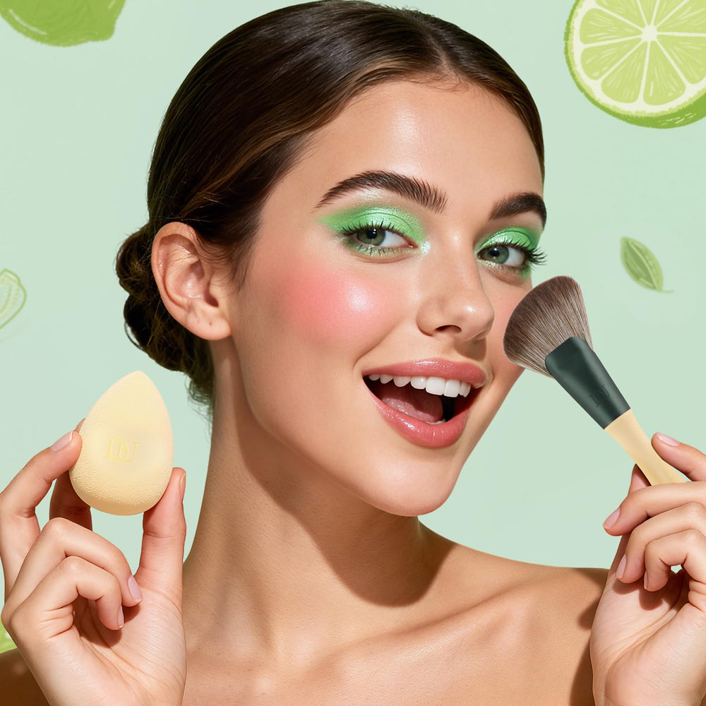DUcare eye-shadow-brush-set enables detailed crease and lid work for expressive eyes.