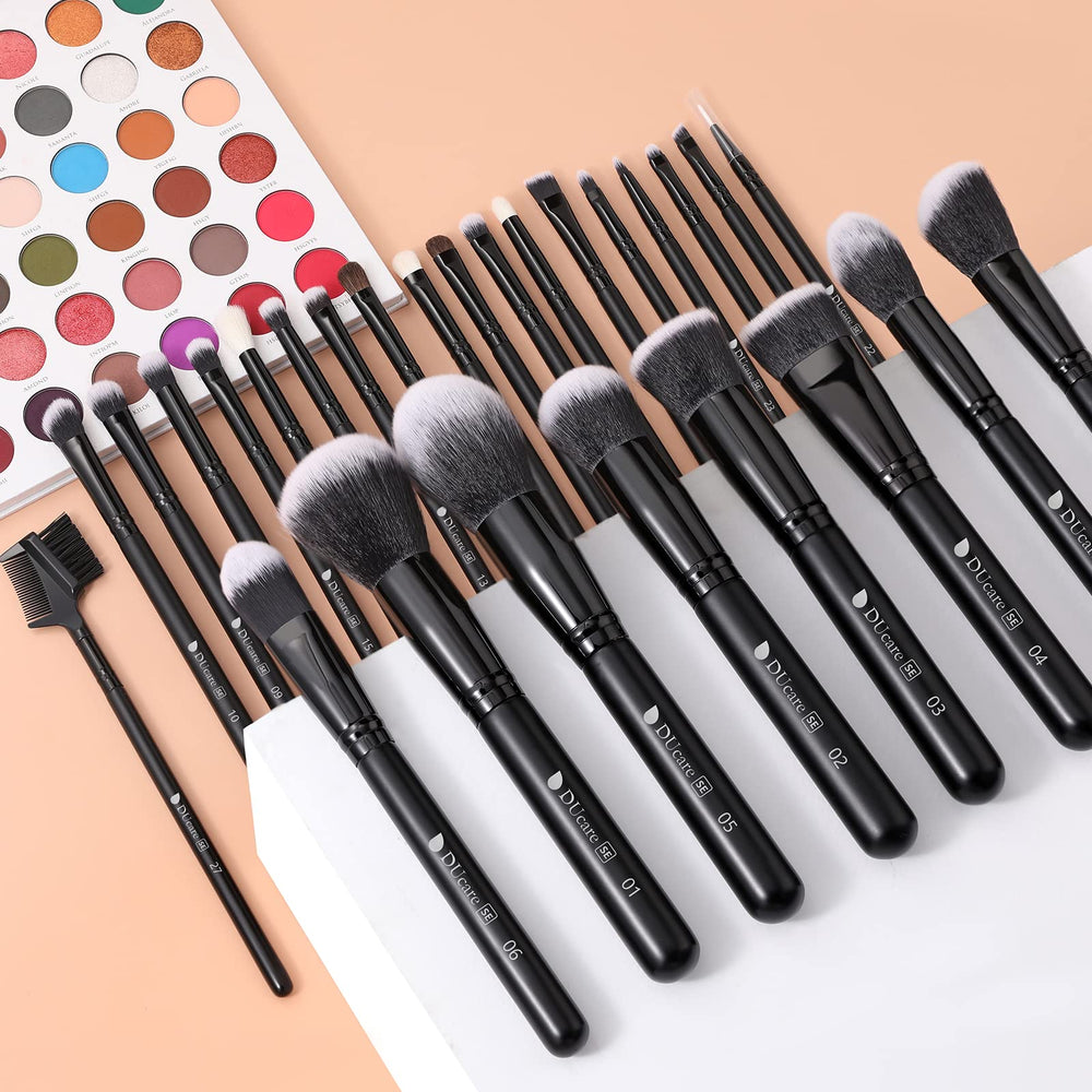 DUcare eyeshadow brush set helps build depth and definition.