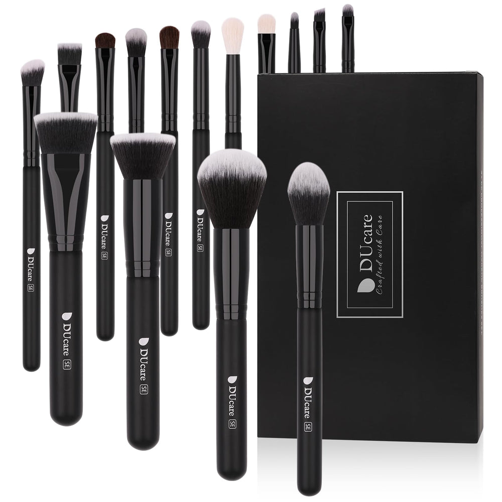 DUcare makeup brush set in black packaging highlights premium quality and gift-ready presentation.