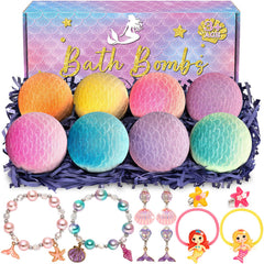 Duchong Mermaid Bath Bombs Pack 1 creates colorful water with a surprise toy inside.