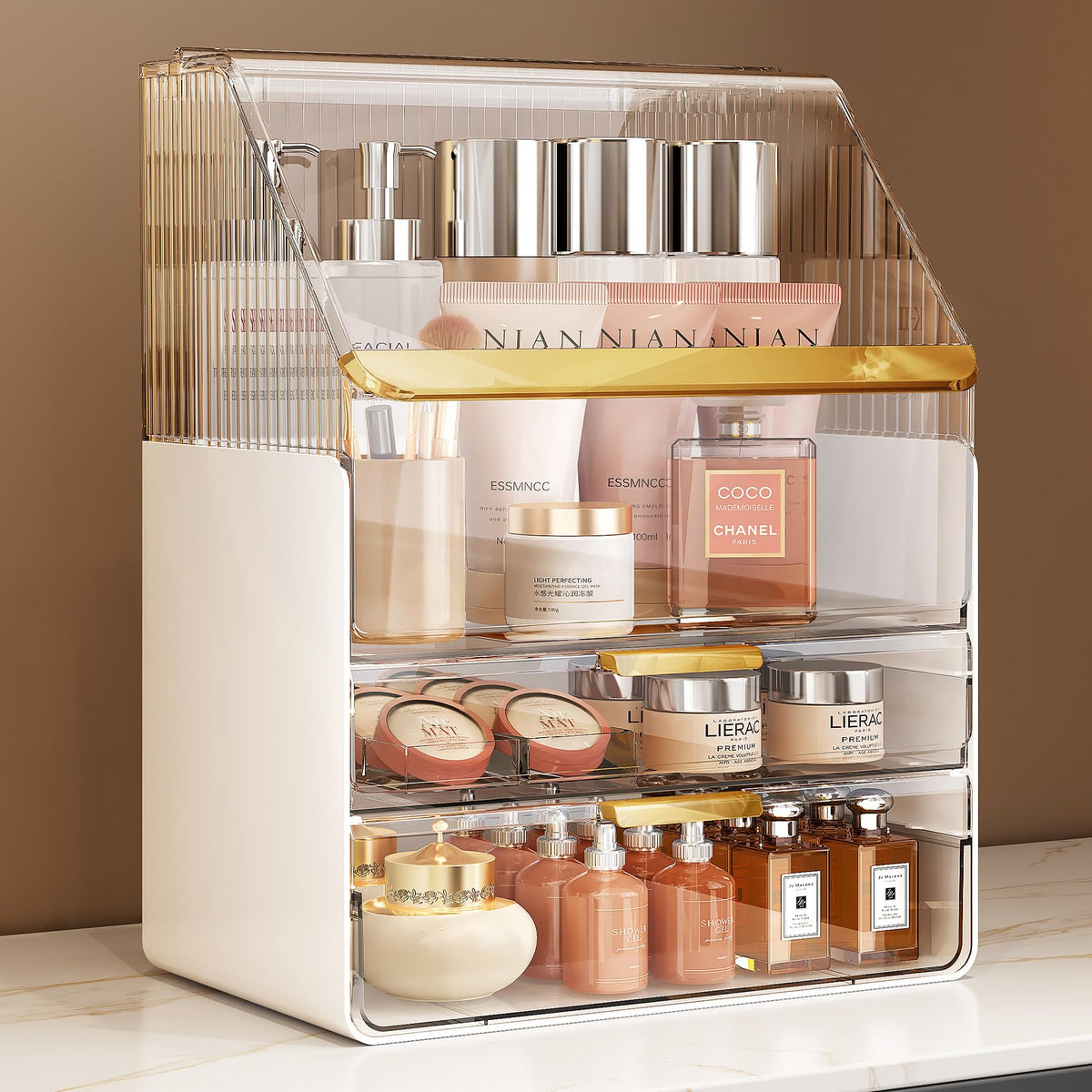 Ducoak makeup organizer with lid keeps brushes dust-free and within easy reach.