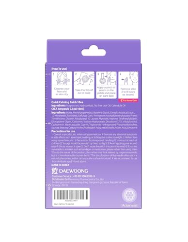 DWEasyDerm patch-on-blemish-closeup illustrating hydrocolloid healing support.