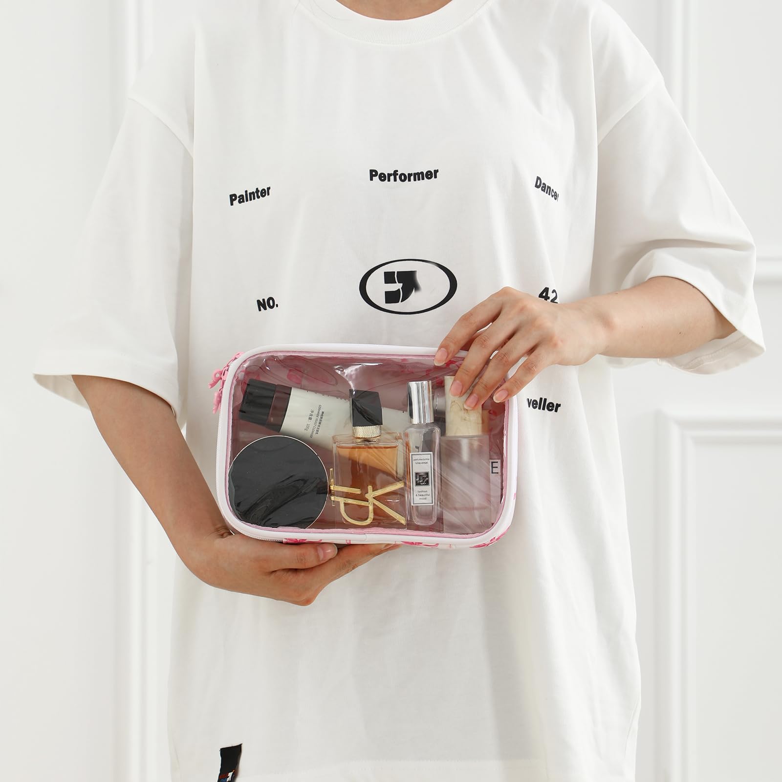DYSHAYEN clear makeup bag — ideal for travel and everyday use