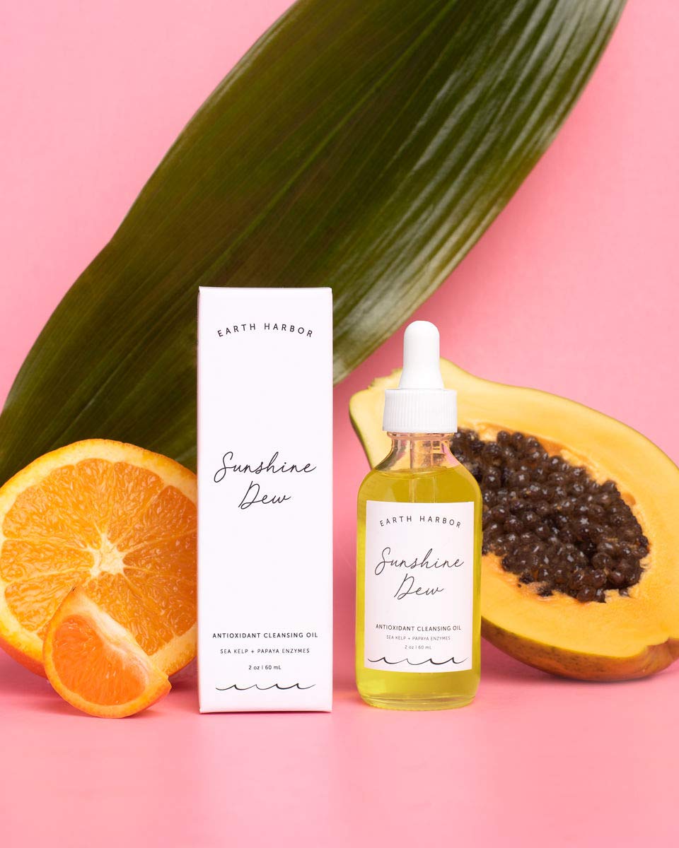 Citrus and vanilla scent note image evoking purifying, revitalizing cleanse